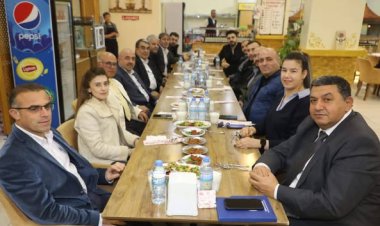 Belediye Başkanı Ali Doğan, gazetecilerle bir araya geldi.