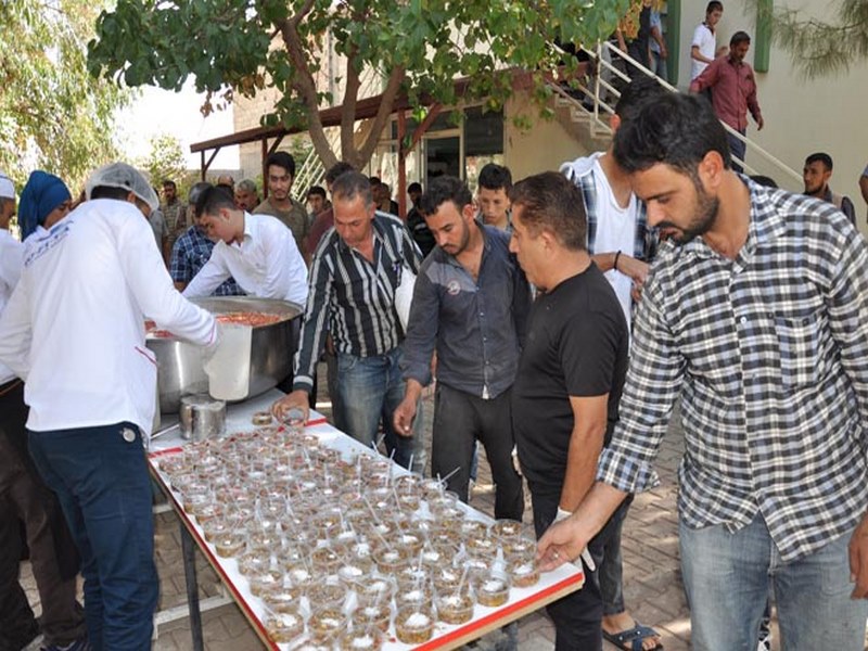 SOFİ-YA YEMEK AŞURE YAPIMINA BAŞLADI